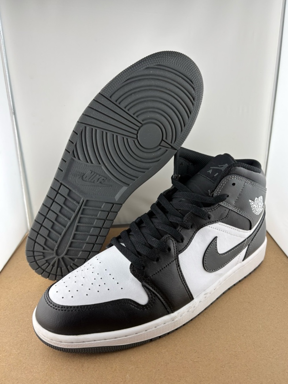 Nike Air Jordan 1 Mid Shoes Black Iron Grey White DQ8426-001 Men's size 13